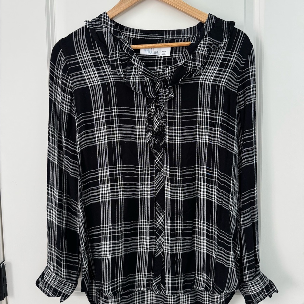 Time and Tru Black and White Checkered Button Down Shirt